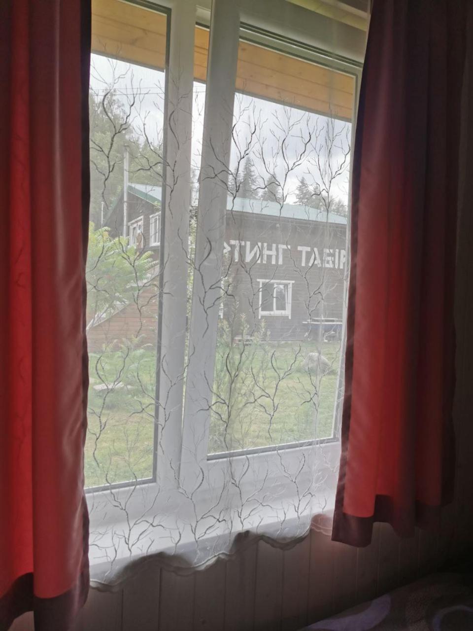 Hotel Рада Дараба Krasnik Zewnętrze zdjęcie