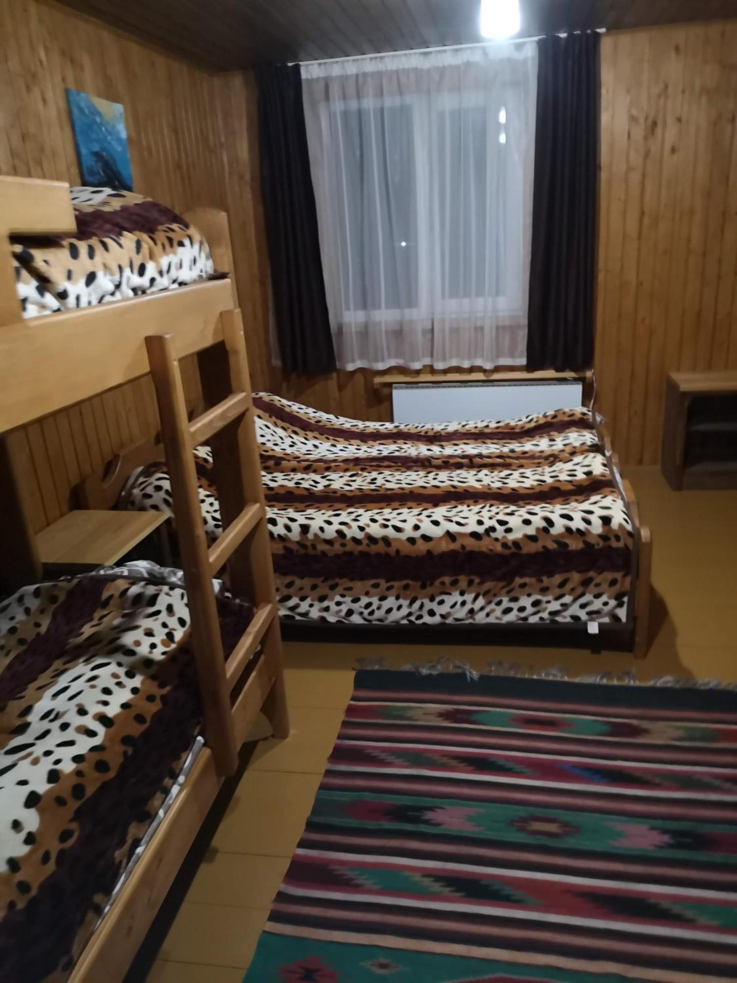 Hotel Рада Дараба Krasnik Zewnętrze zdjęcie
