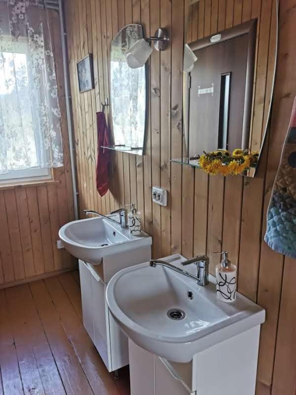 Hotel Рада Дараба Krasnik Zewnętrze zdjęcie