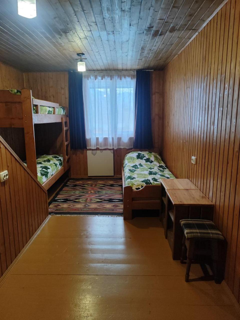 Hotel Рада Дараба Krasnik Zewnętrze zdjęcie