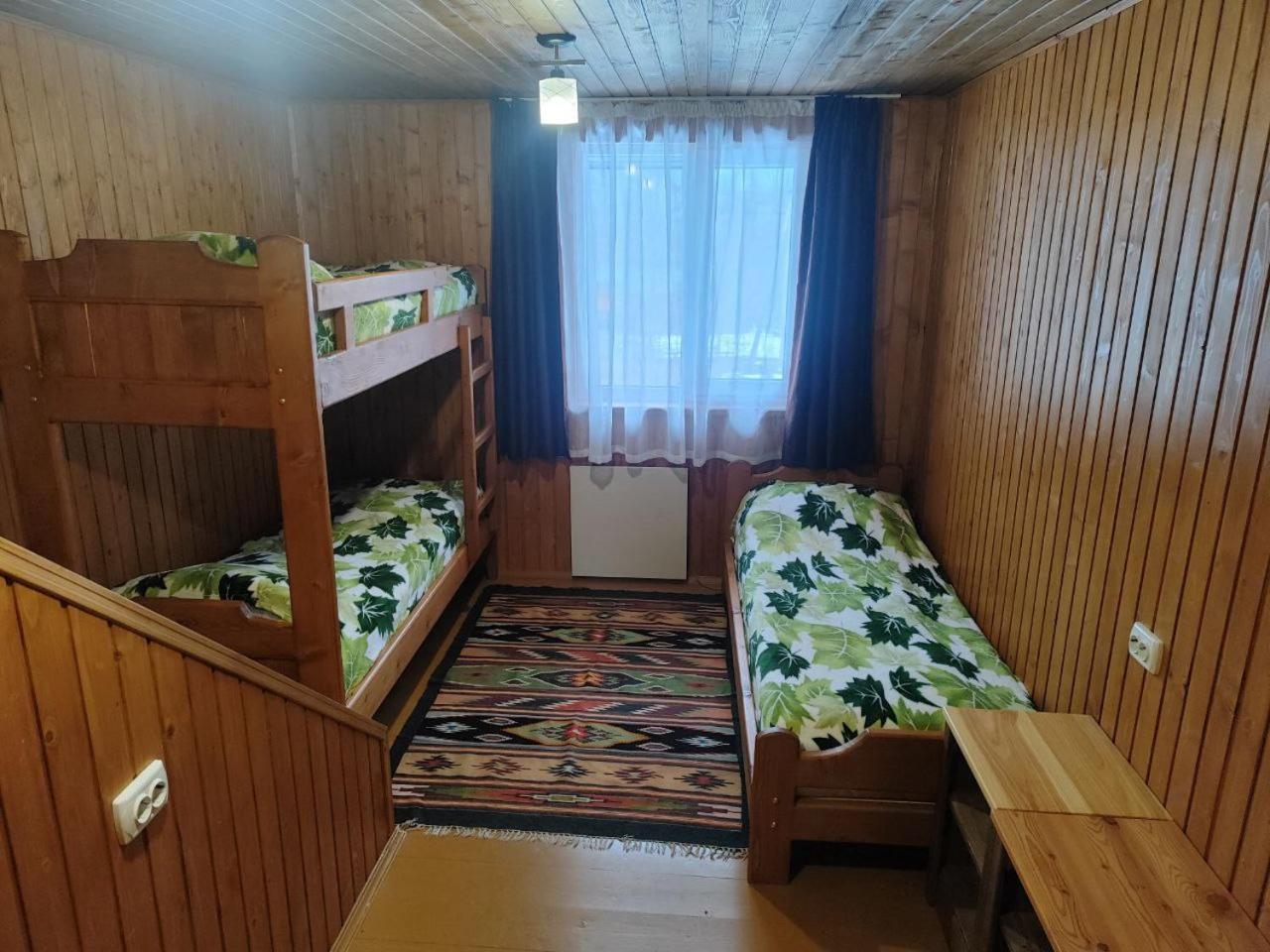 Hotel Рада Дараба Krasnik Zewnętrze zdjęcie