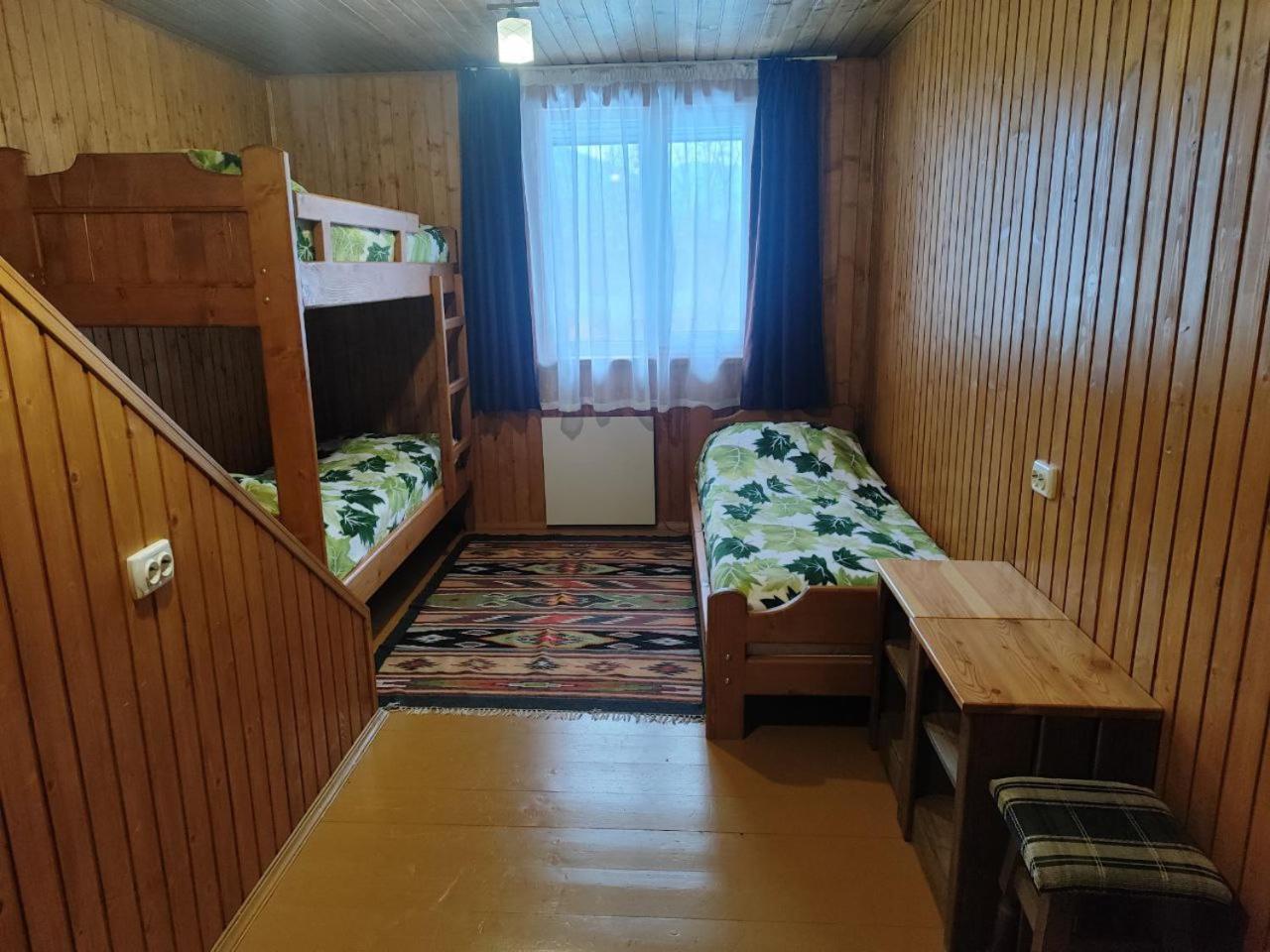 Hotel Рада Дараба Krasnik Zewnętrze zdjęcie